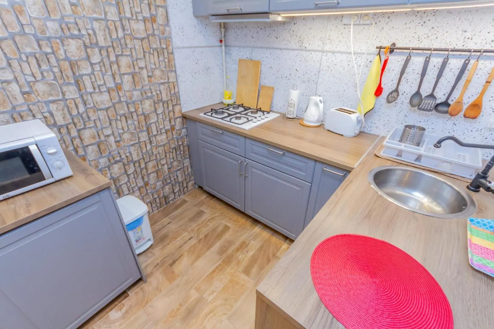 Sera'S Place In My Lovely Budapest